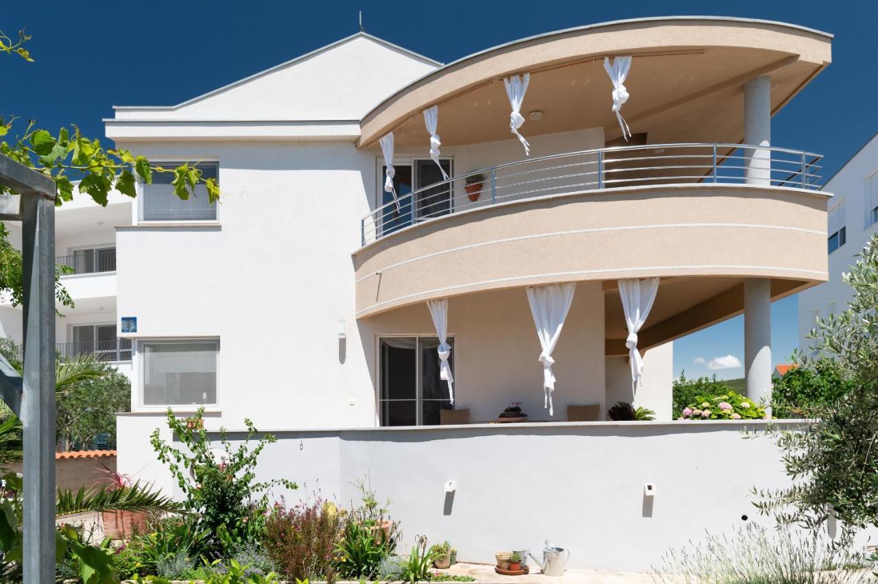 Apartments A&T Sukosan Exterior photo